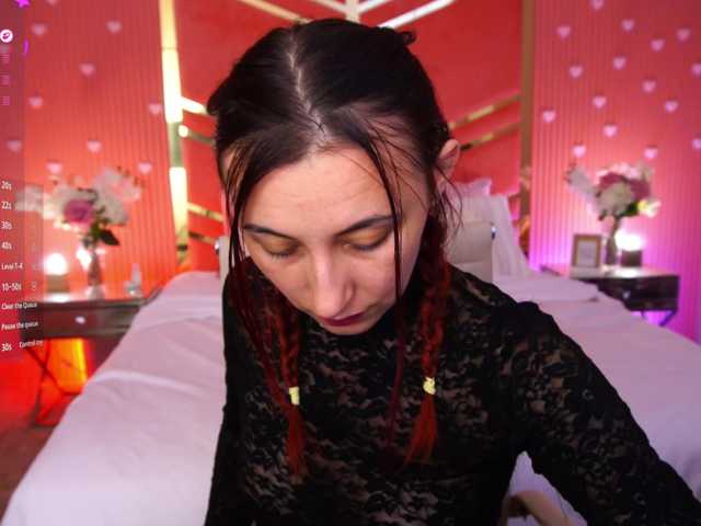 RoxyRayy live cam on BongaCams