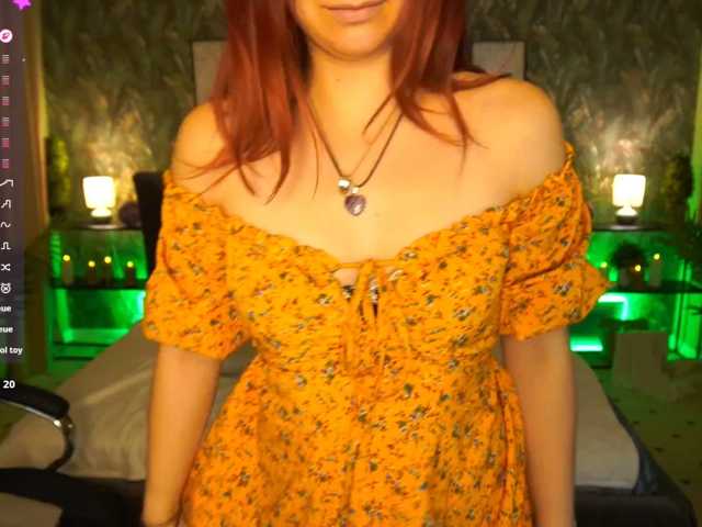 RoxyRayy, en vivo ahora en BongaCams
