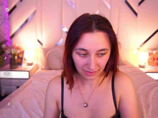 RoxyRayy live cam on BongaCams