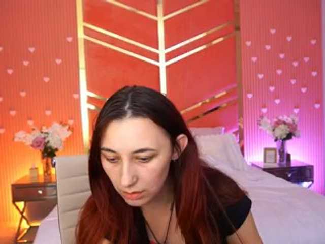 RoxyRayy live cam on BongaCams
