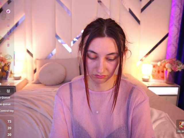 RoxyRayy live cam on BongaCams
