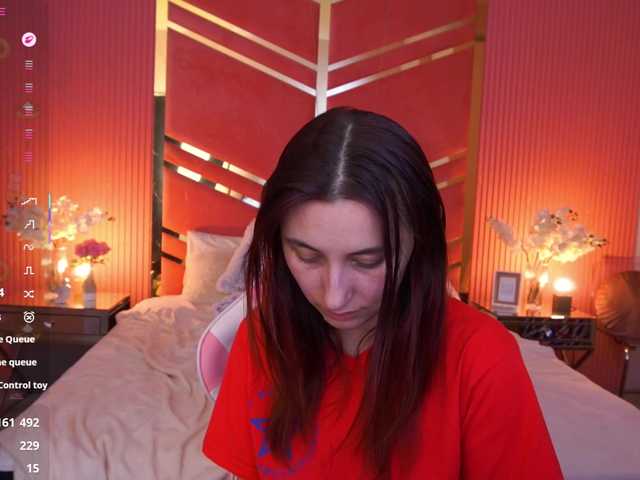 RoxyRayy live cam on BongaCams