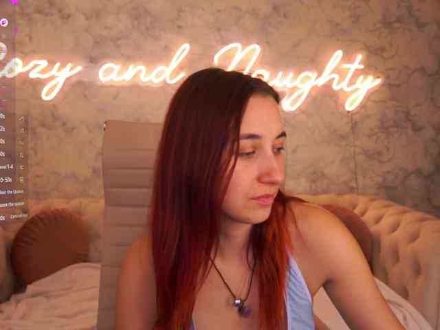 RoxyRayy webcam