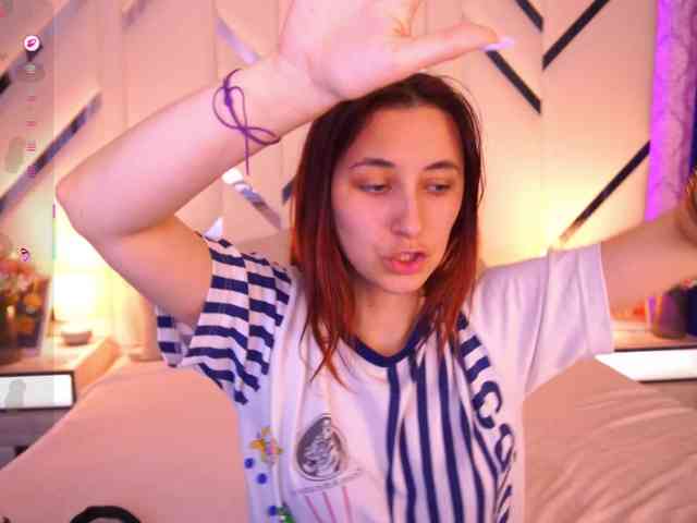 RoxyRayy webcam