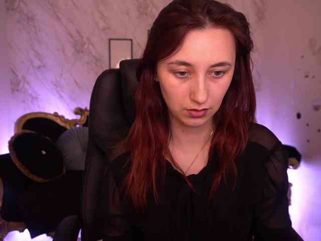 RoxyRayy webcam