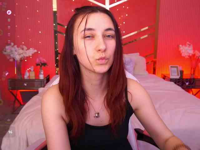 RoxyRayy webcam