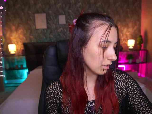 RoxyRayy webcam