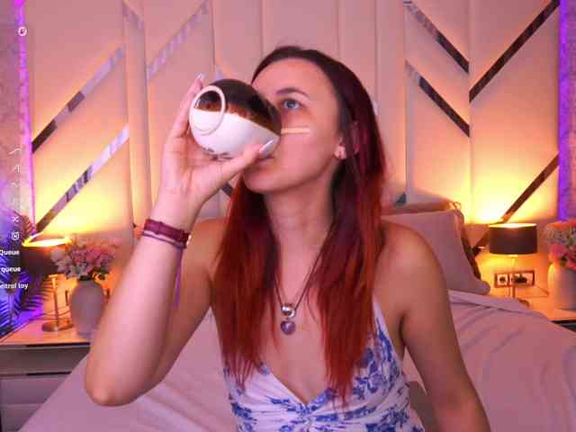 RoxyRayy webcam