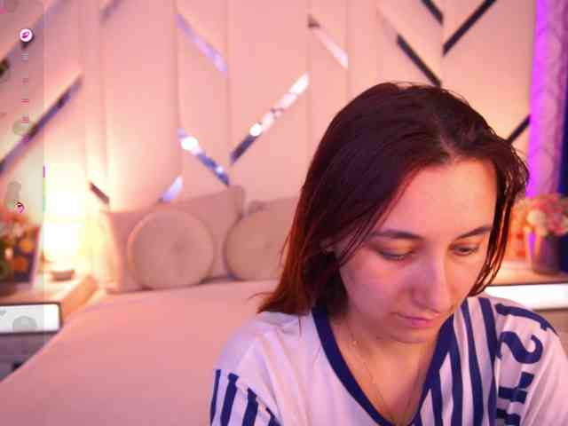 RoxyRayy webcam