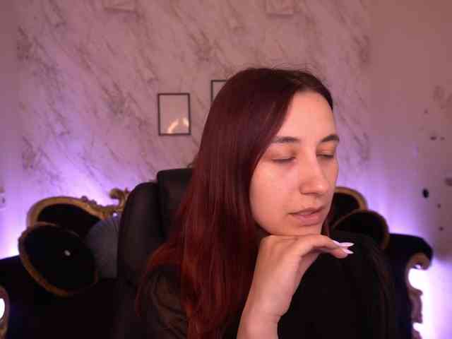 RoxyRayy webcam