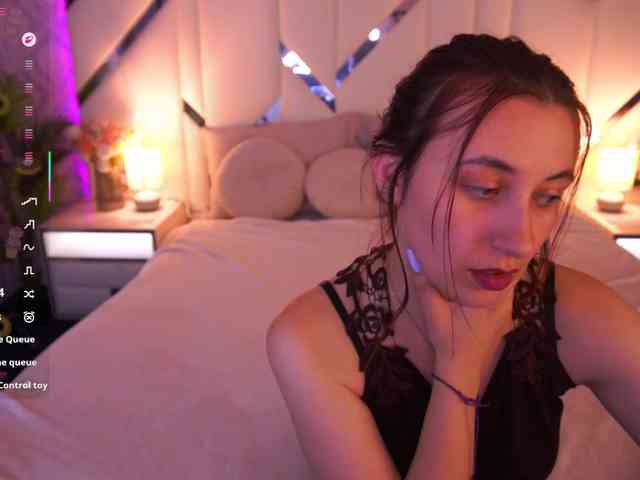 RoxyRayy webcam