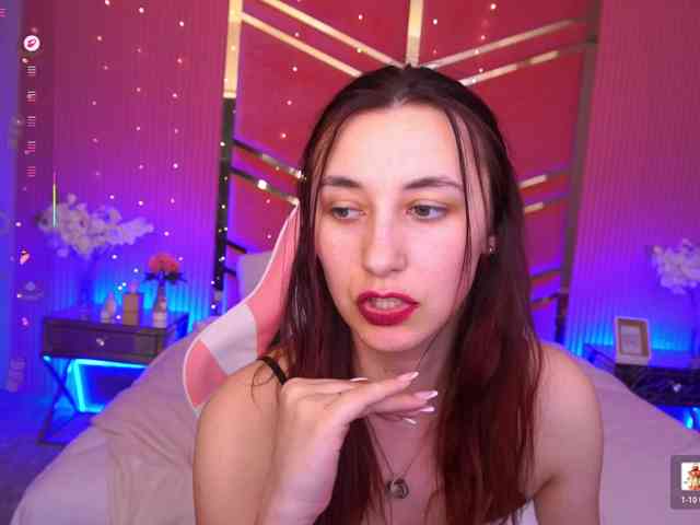 RoxyRayy webcam