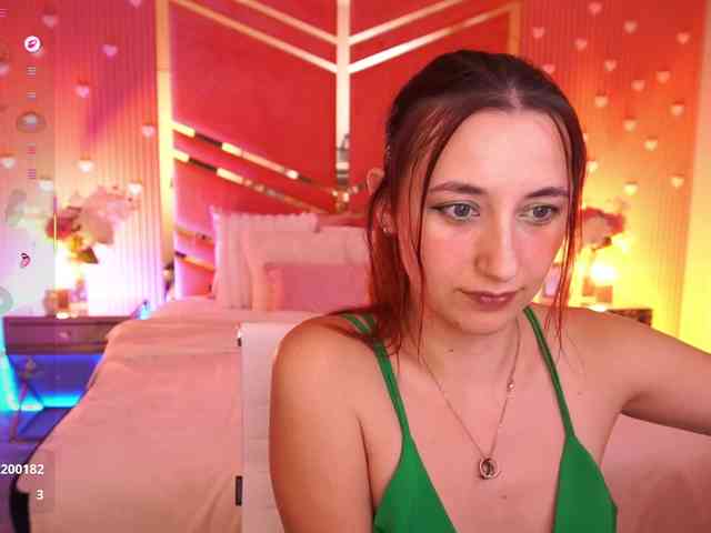 RoxyRayy webcam