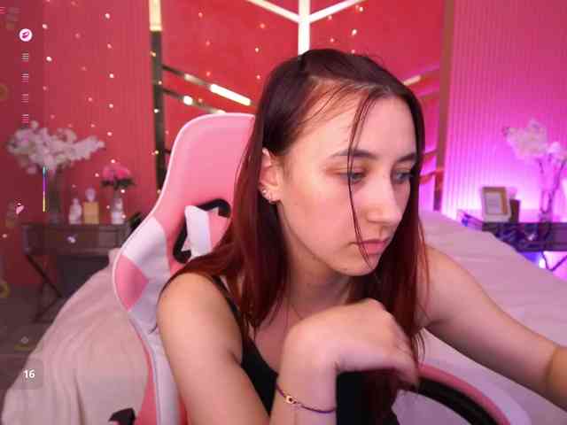 RoxyRayy webcam