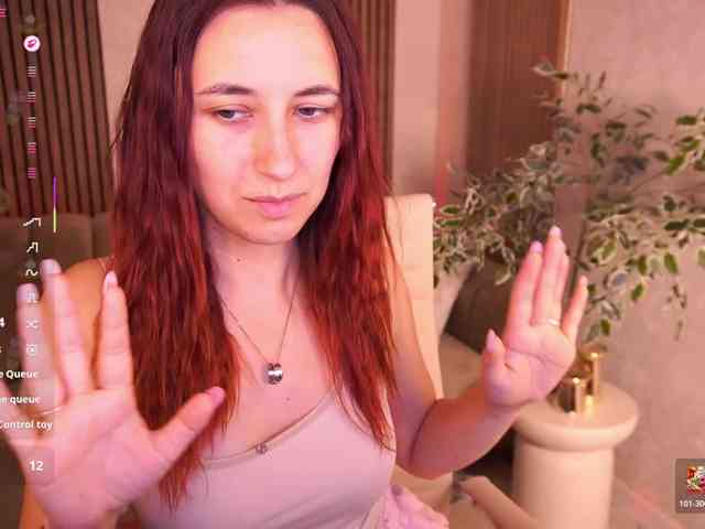 RoxyRayy webcam