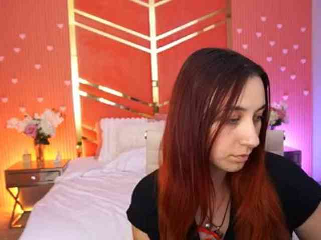 RoxyRayy webcam
