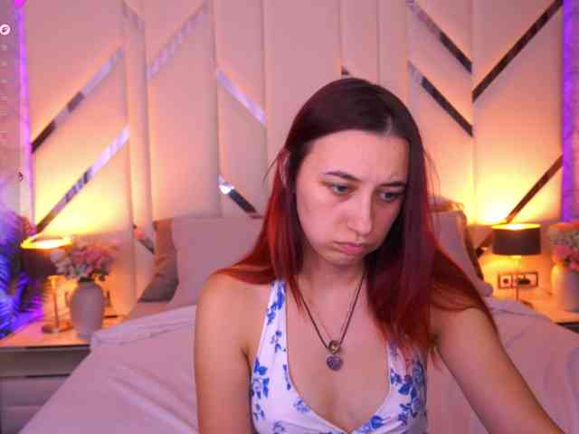 RoxyRayy webcam