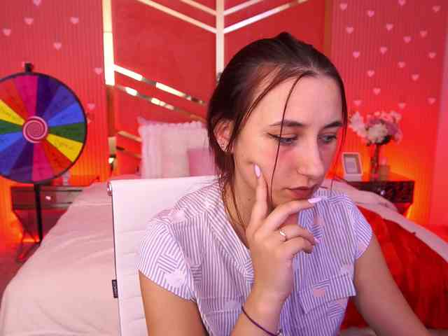 RoxyRayy webcam