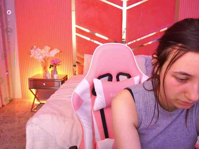 RoxyRayy webcam