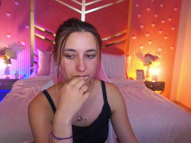 RoxyRayy webcam