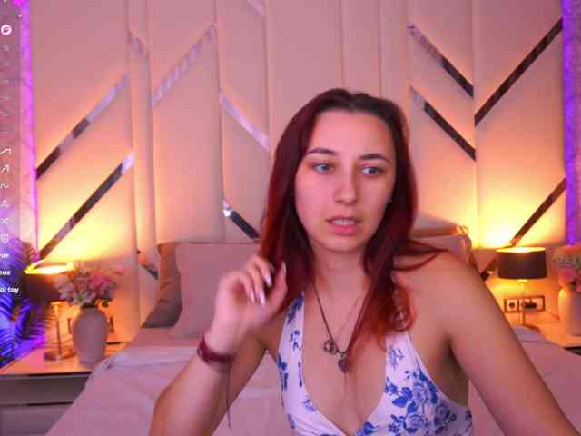 RoxyRayy webcam