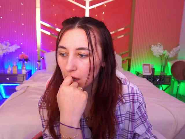 RoxyRayy webcam