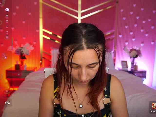 RoxyRayy webcam