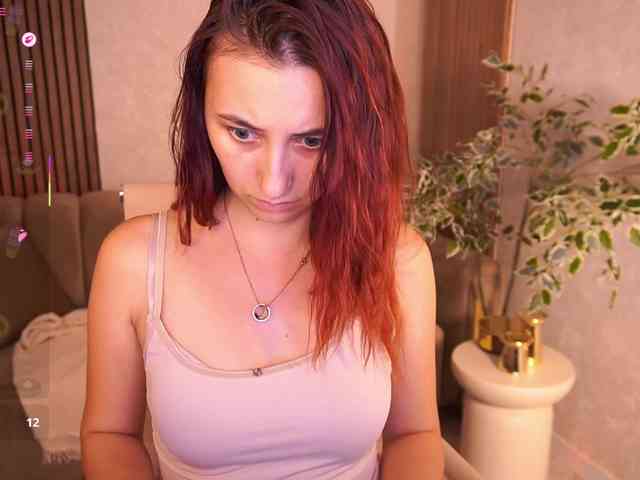 RoxyRayy webcam
