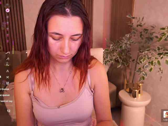 RoxyRayy webcam