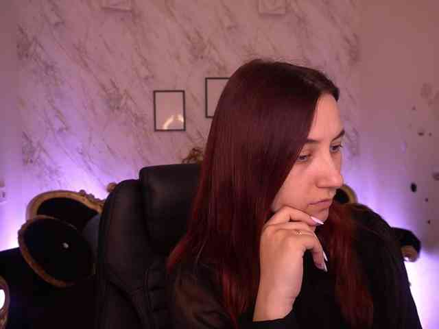 RoxyRayy RoxyRayy