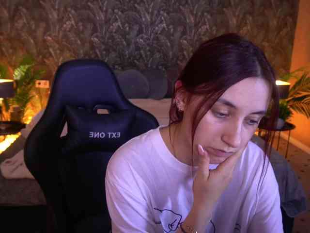 RoxyRayy webcam