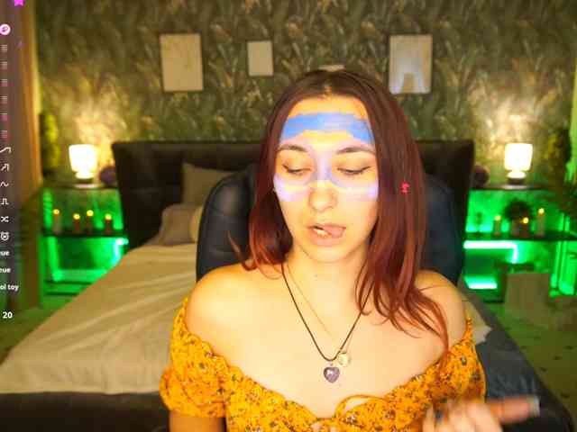 RoxyRayy webcam