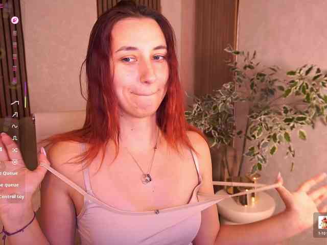 RoxyRayy webcam