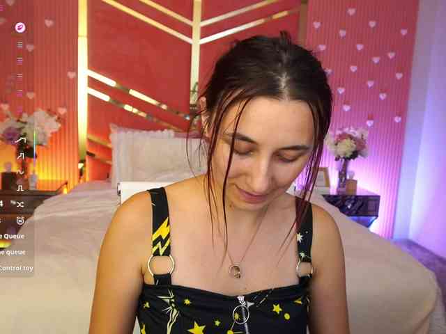 RoxyRayy webcam