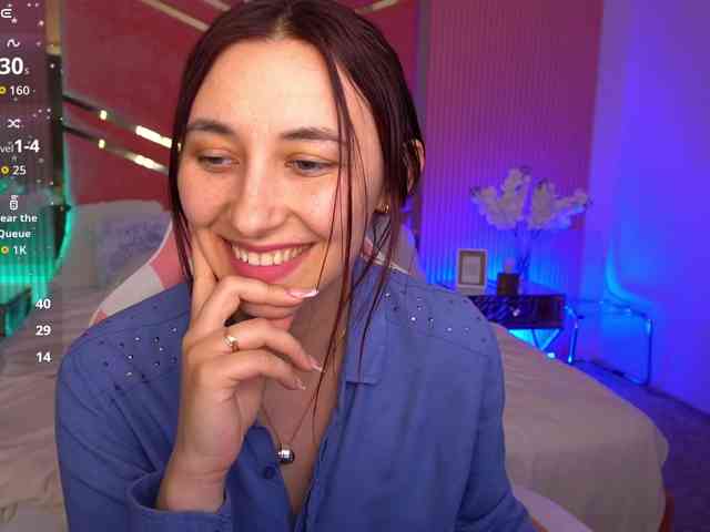 RoxyRayy webcam