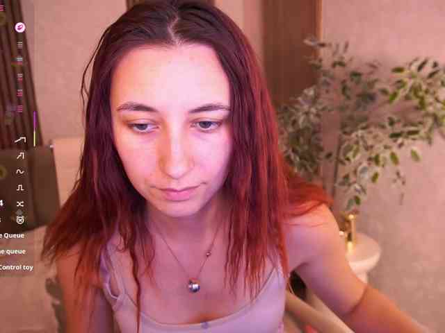 RoxyRayy webcam
