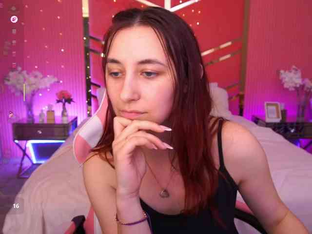 RoxyRayy webcam