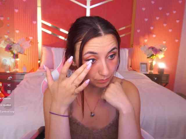 RoxyRayy webcam