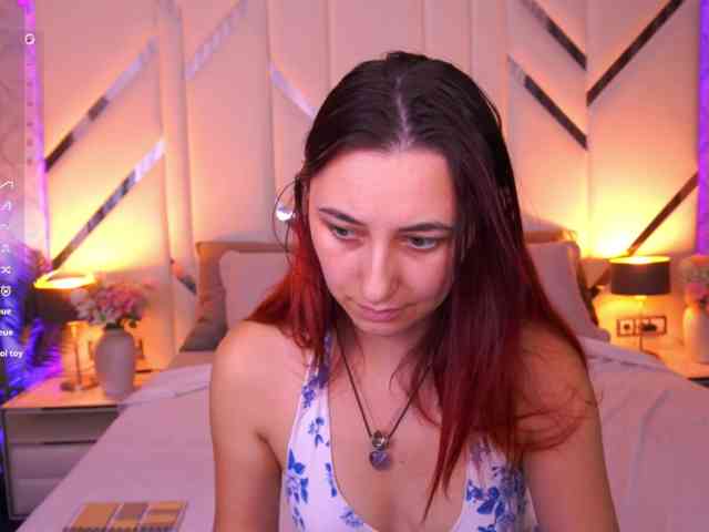 RoxyRayy webcam