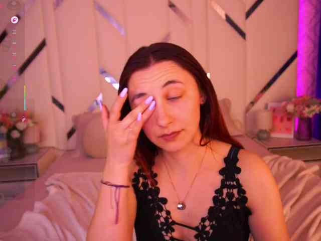 RoxyRayy webcam