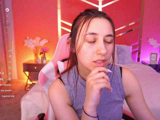 RoxyRayy webcam