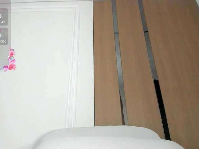 le modèle AnzuKim est en webcam porno dans un show sur le site bongacams, il possède les tags suivants: Asian,Blonde,Shaved