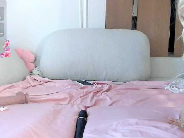 AnzuKim live webcam show