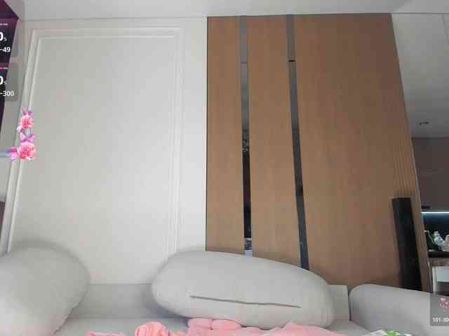 AnzuKim webcam