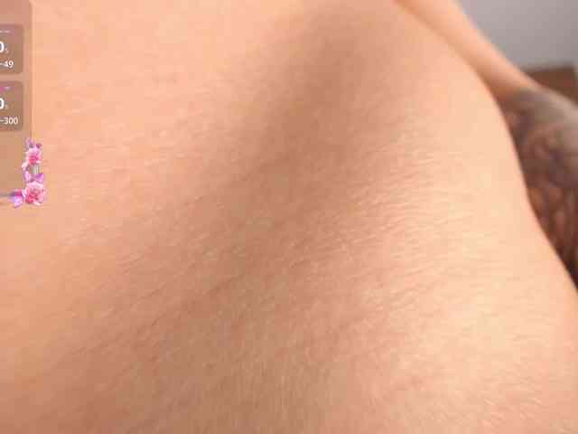 AnzuKim webcam