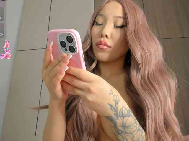 AnzuKim webcam