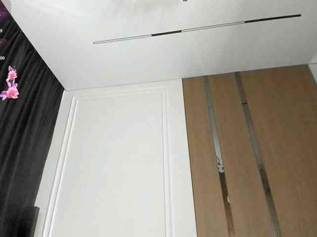 AnzuKim webcam