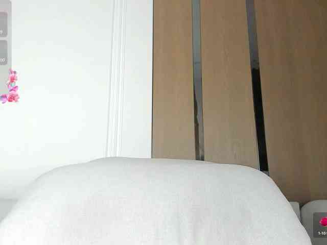 AnzuKim webcam