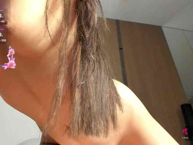 AnzuKim webcam