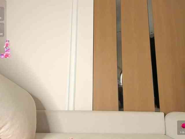 AnzuKim webcam